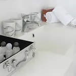 Hotel Dom Aktera 3*