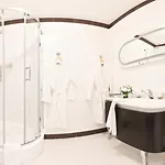 Hotel Dom Aktera 3*