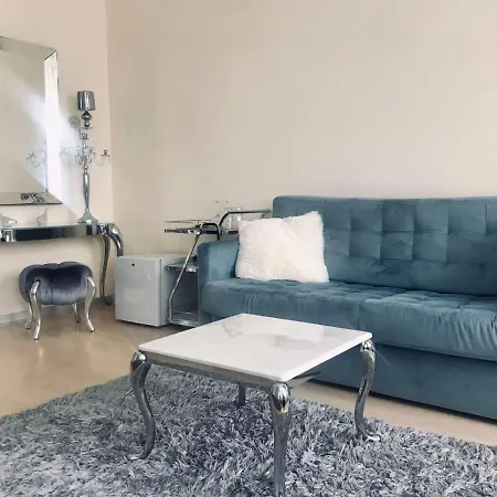 Dom Aktera Hotel 3*