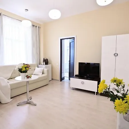 Dom Aktera Hotel 3*