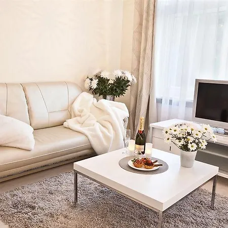 Dom Aktera 3* Odessa