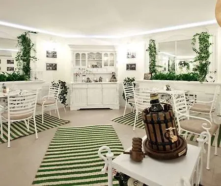Hotel Dom Aktera