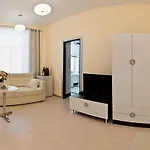 Dom Aktera Hotel 3*