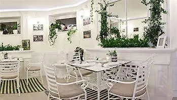 Dom Aktera 3* Οδησσός