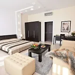 Dom Aktera 3*